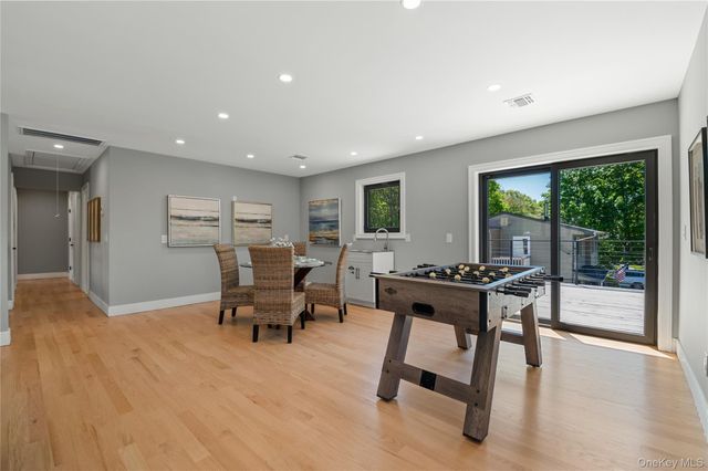 845 Islip Avenue, Central Islip, NY 11722