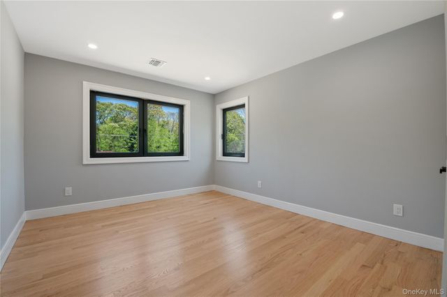 845 Islip Avenue, Central Islip, NY 11722