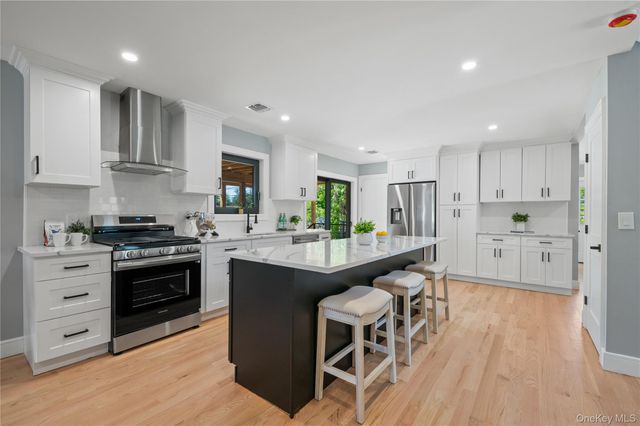 845 Islip Avenue, Central Islip, NY 11722
