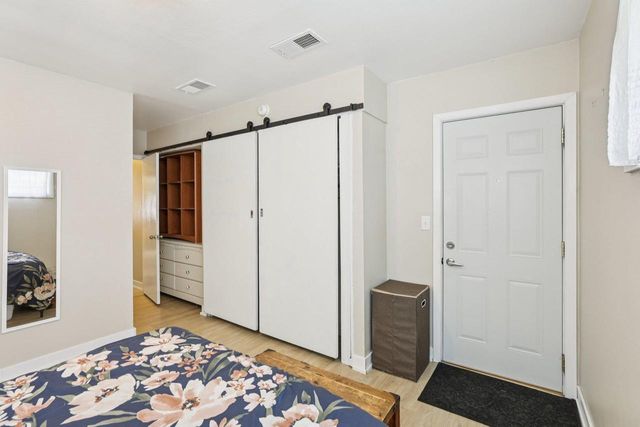 2833 Barlow Street, Madison, WI 53705