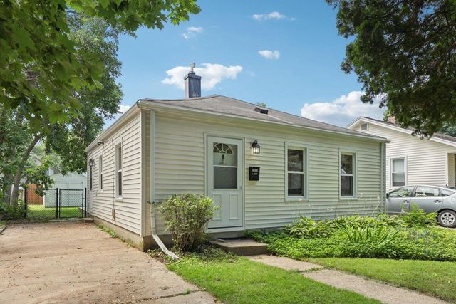 2833 Barlow Street, Madison, WI 53705