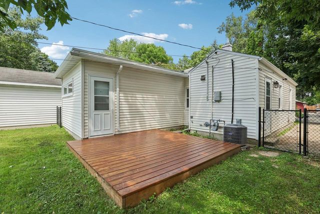 2833 Barlow Street, Madison, WI 53705