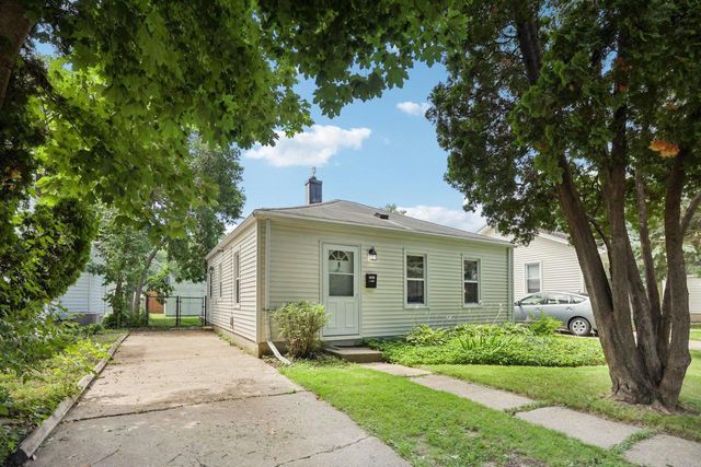 2833 Barlow Street, Madison, WI 53705