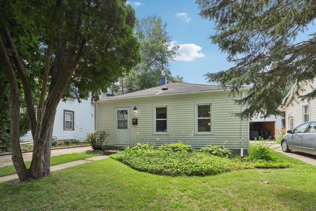 2833 Barlow Street, Madison, WI 53705