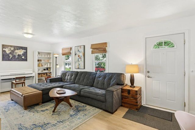 2833 Barlow Street, Madison, WI 53705