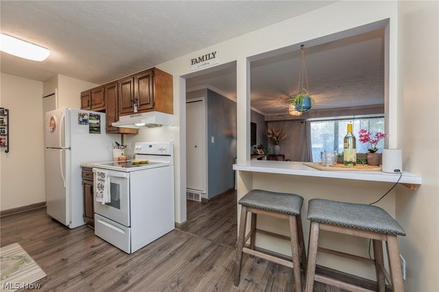 9840 Sunrise Boulevard S-30, North Royalton, OH 44133