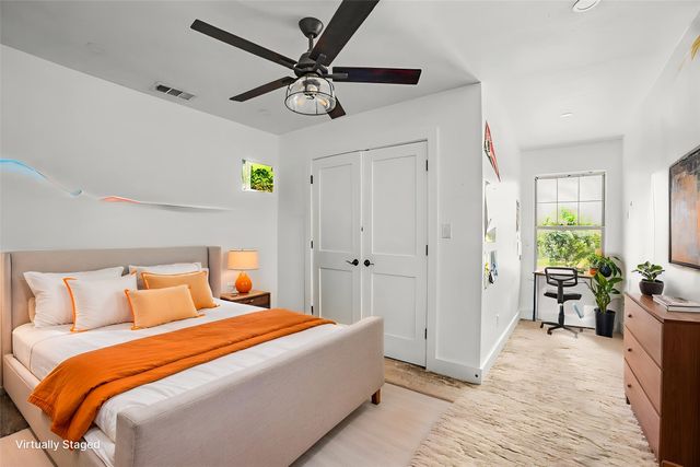 505 S Bluegrove Road, Lancaster, TX 75146