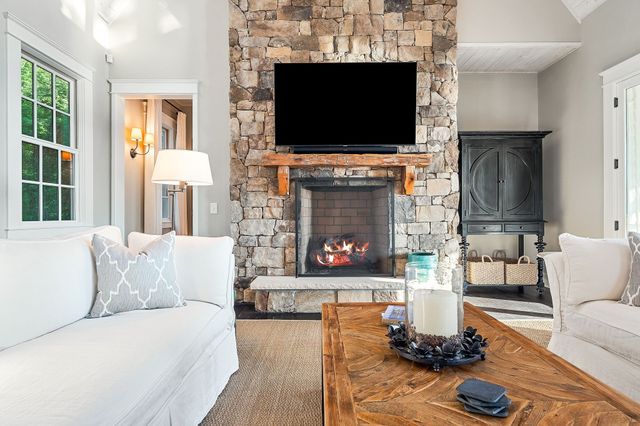 2183 Backbone Rd, Sparta, TN 38583