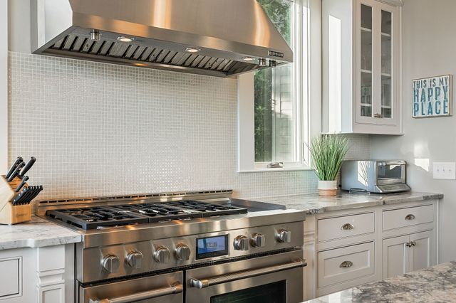 2183 Backbone Rd, Sparta, TN 38583