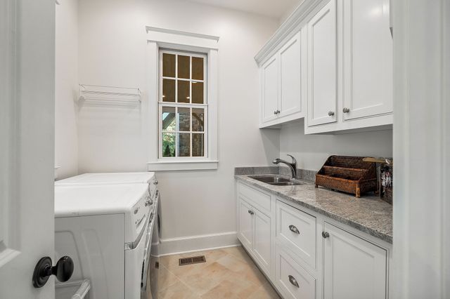 2183 Backbone Rd, Sparta, TN 38583