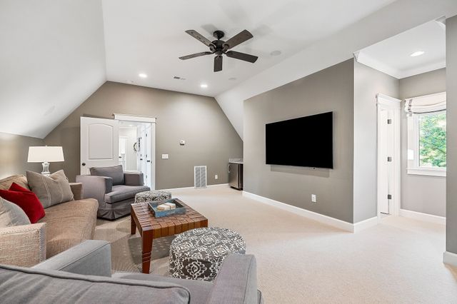 2183 Backbone Rd, Sparta, TN 38583