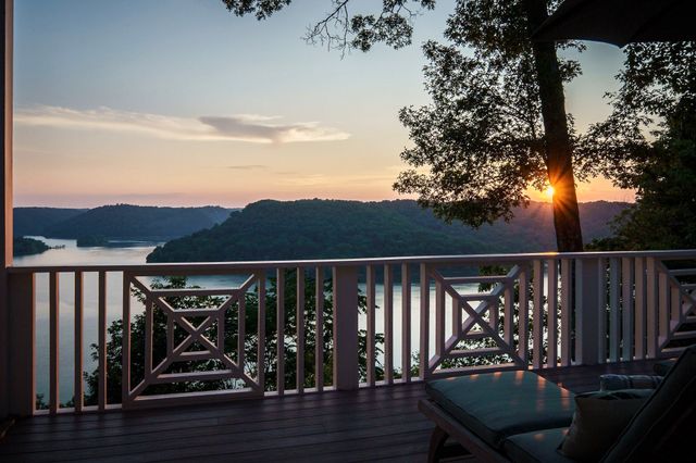 2183 Backbone Rd, Sparta, TN 38583