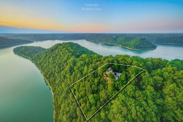 2183 Backbone Rd, Sparta, TN 38583