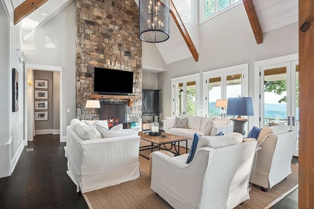 2183 Backbone Rd, Sparta, TN 38583