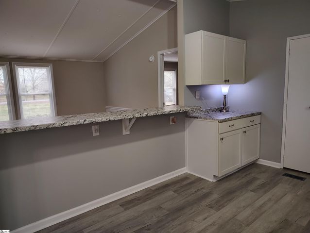 480 Cochran Road, Inman, SC 29349