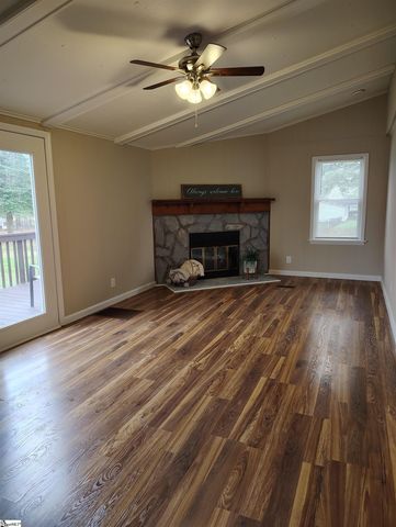 480 Cochran Road, Inman, SC 29349