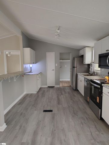 480 Cochran Road, Inman, SC 29349