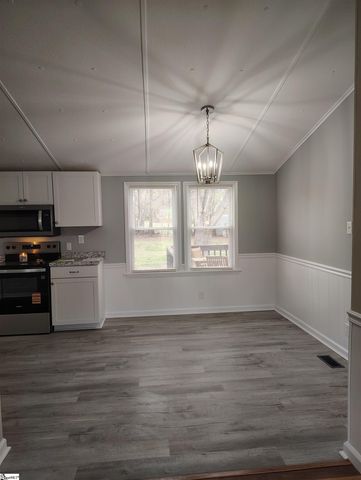 480 Cochran Road, Inman, SC 29349