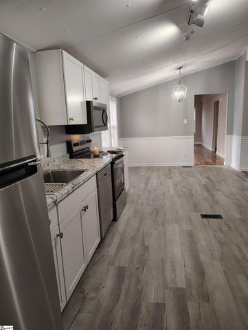 480 Cochran Road, Inman, SC 29349