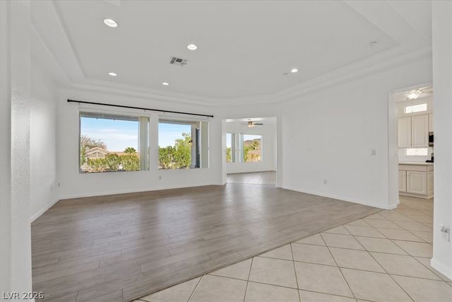 562 Mountain Links Drive, Henderson, NV 89012