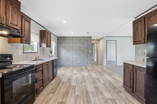 2231 SE 132ND COURT, Morriston, FL 32668