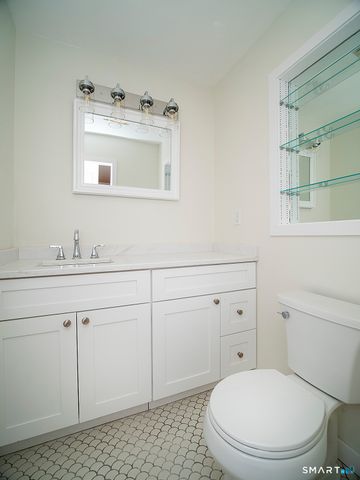 690 Forest Road 703, West Haven, CT 06516