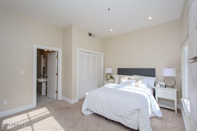 711 W Main St J, Louisville, KY 40202