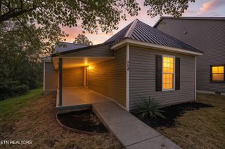 218 E Morelia Ave, Knoxville, TN 37917