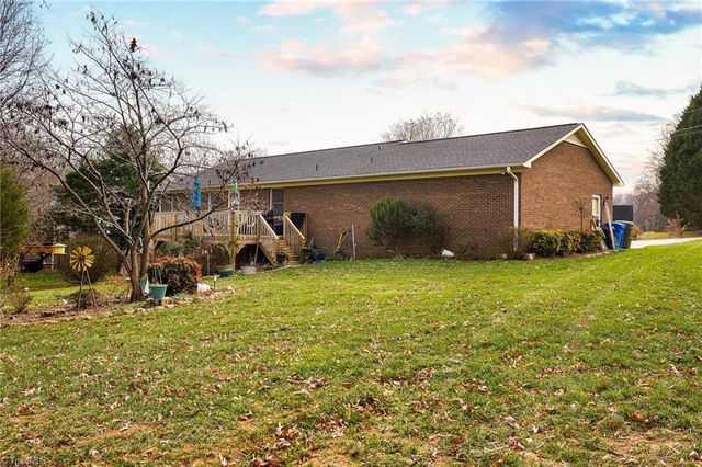 300 Christine Court, Winston-salem, NC 27127