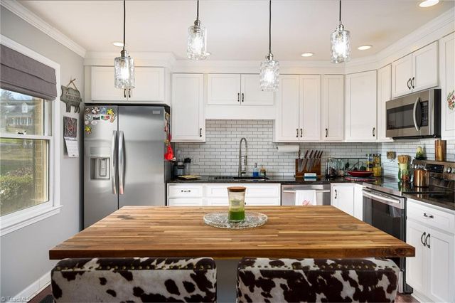 300 Christine Court, Winston-salem, NC 27127