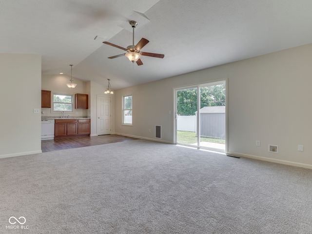 7 Watson Court, Trafalgar, IN 46181
