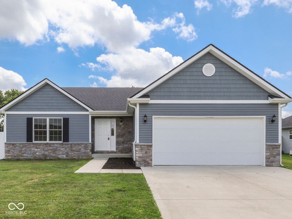 7 Watson Court, Trafalgar, IN 46181
