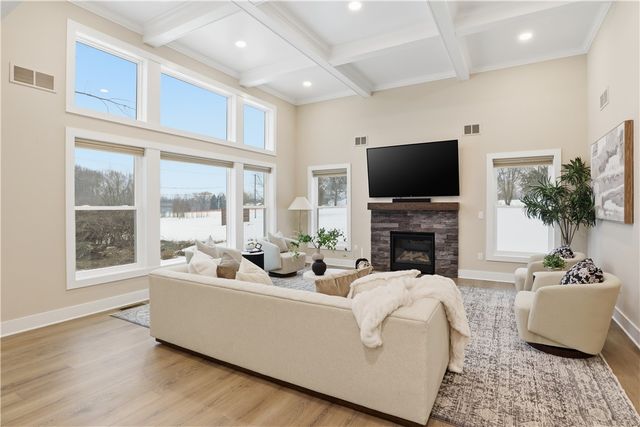 5 Tall Castle Lane, Penfield, NY 14526