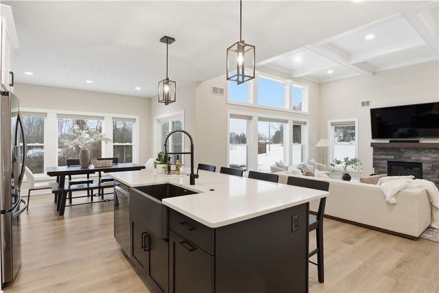 5 Tall Castle Lane, Penfield, NY 14526