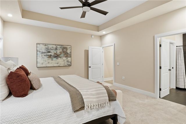 5 Tall Castle Lane, Penfield, NY 14526