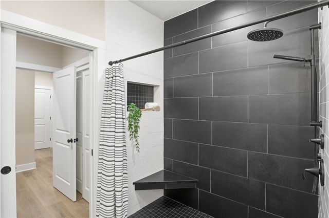 5 Tall Castle Lane, Penfield, NY 14526