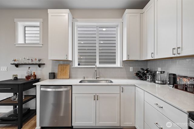 1503 27th Street NW, Puyallup, WA 98371