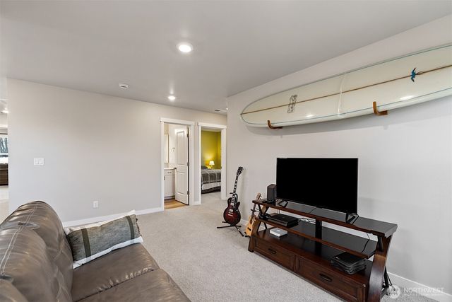 1503 27th Street NW, Puyallup, WA 98371