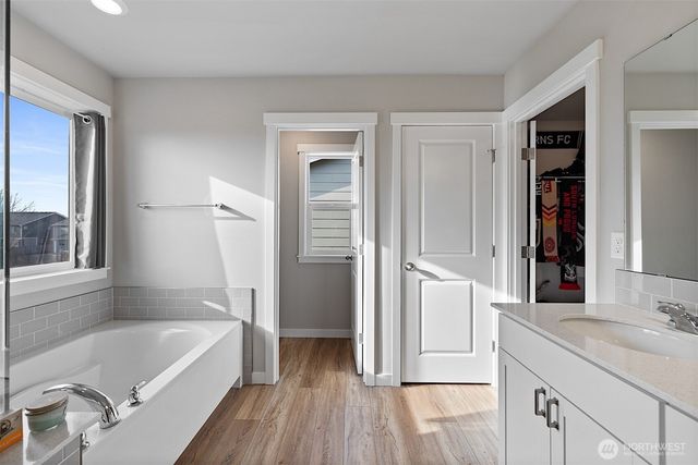 1503 27th Street NW, Puyallup, WA 98371