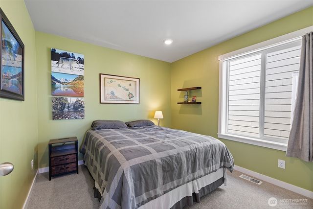 1503 27th Street NW, Puyallup, WA 98371