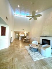 640 Augusta BLVD 3, Naples, FL 34113