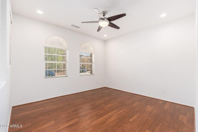 1122 W DAWN Drive, Tempe, AZ 85284