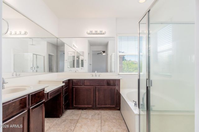 1122 W DAWN Drive, Tempe, AZ 85284