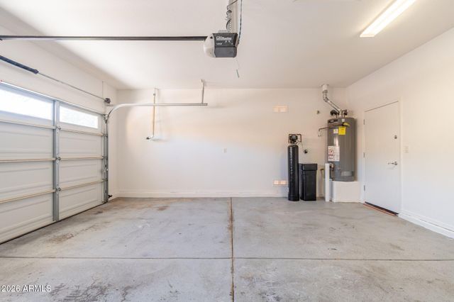 1122 W DAWN Drive, Tempe, AZ 85284