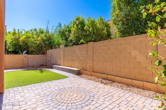 1122 W DAWN Drive, Tempe, AZ 85284