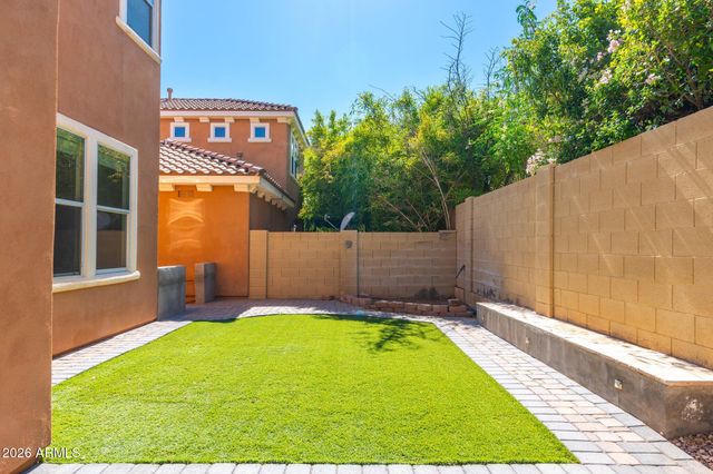 1122 W DAWN Drive, Tempe, AZ 85284