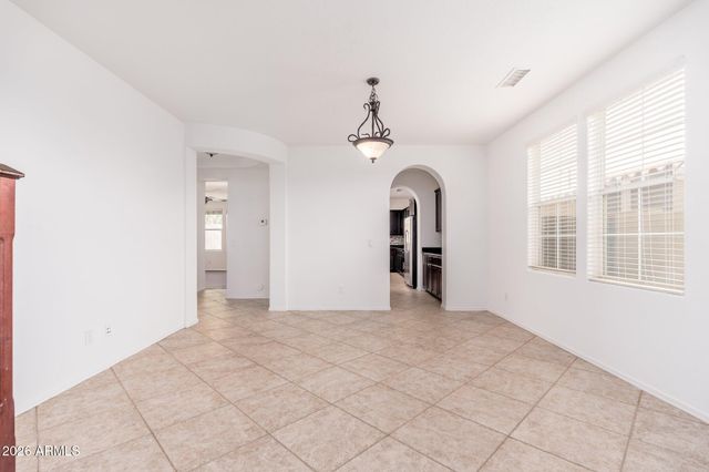 1122 W DAWN Drive, Tempe, AZ 85284