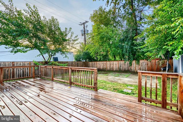 5006 EDGEWOOD RD, College Park, MD 20740