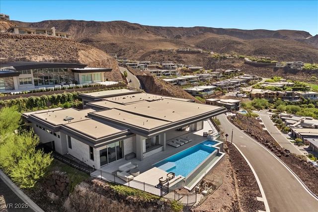 615 Scenic Rim Drive, Henderson, NV 89012