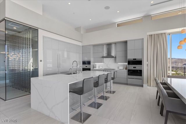 615 Scenic Rim Drive, Henderson, NV 89012